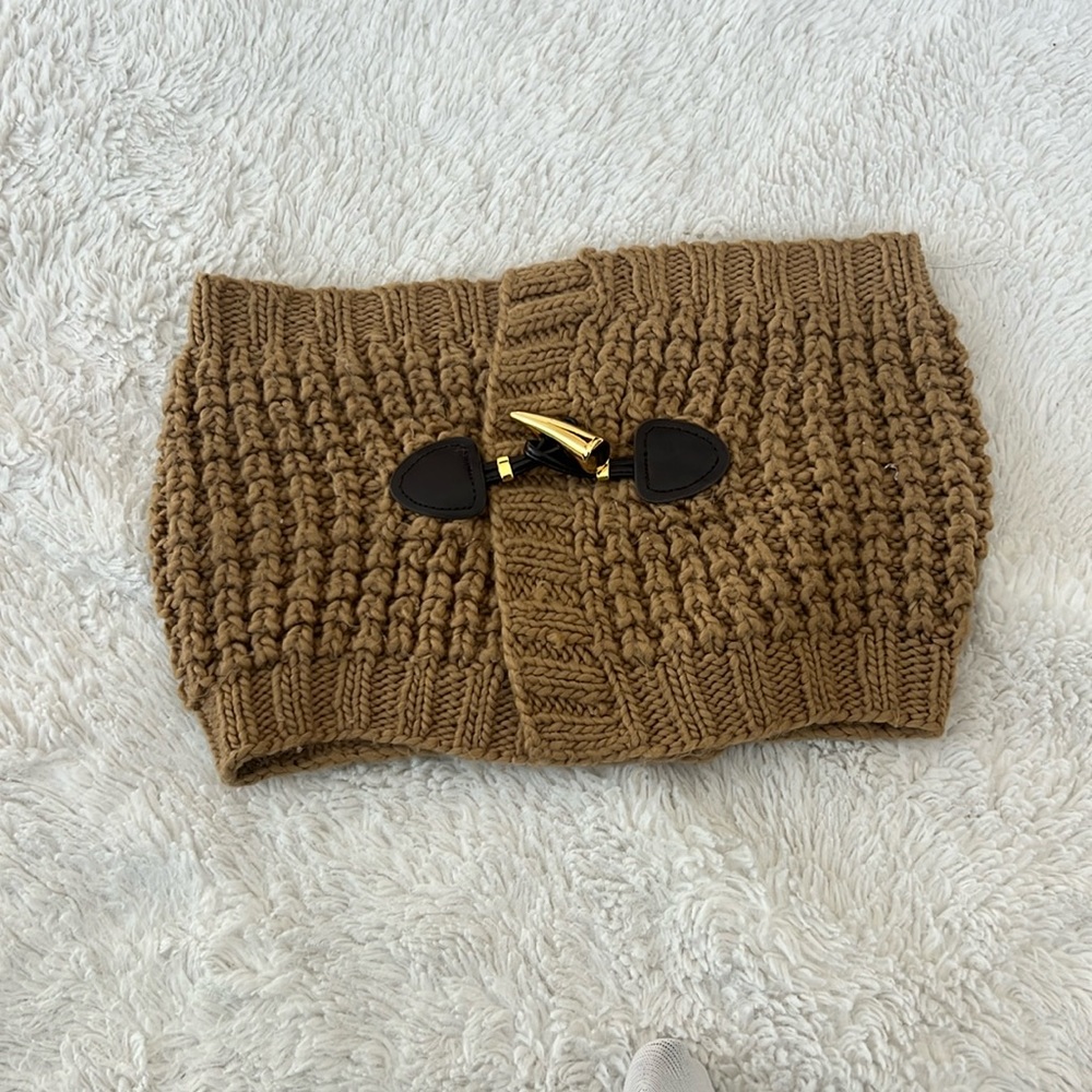 Michael Kors cowl scarf with toggle
